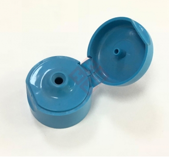 Folding bottle cap for injection mold